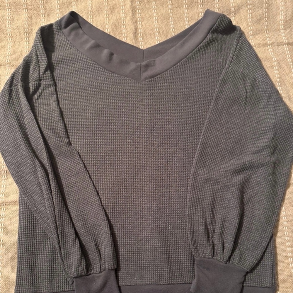 Gray V-Neck Waffle Knit top **oversized**